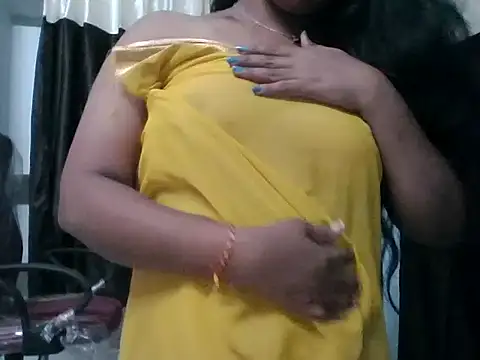 Chat +18 de Rathi-priyaa ao vivo