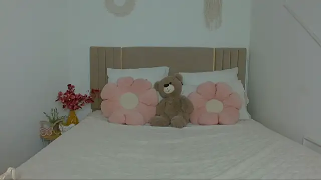 BabyyBunny- Chat XXX in diretta