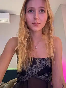 LunaRasen Live XXX chat
