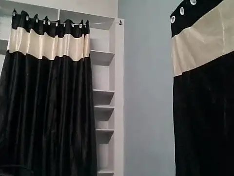 Rathi-priyaa Live XXX-chat