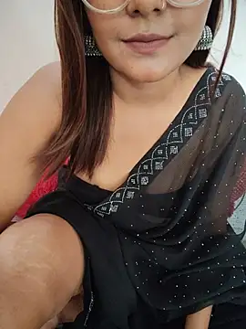 hotty_girls_ Chat XXX in diretta