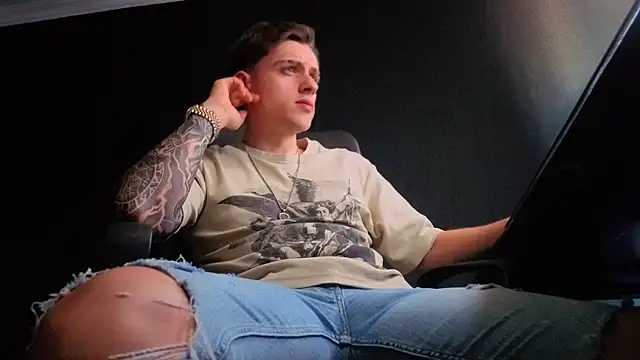 Chat XXX Live FelixStarkk