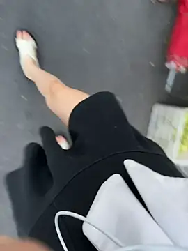 littleqiu XXX чат на живо