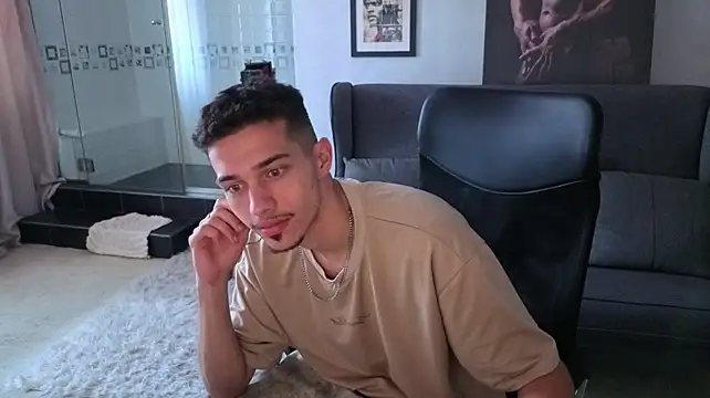Živý XXX chat KaydenDrew