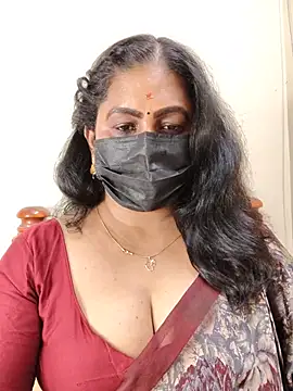 mallu_flower Chat XXX live