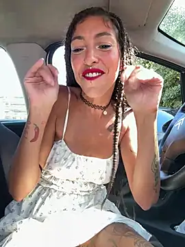 Lalla-Amani's Live XXX Chat