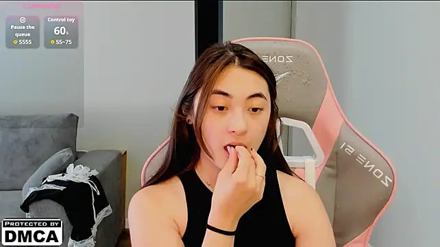 Chatroom XXX en direct de MeilideQian1