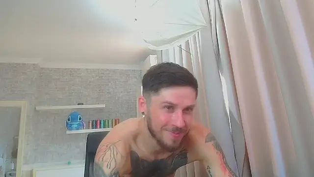 JonahShaw Chat XXX live