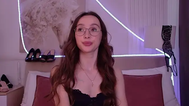 Emily_Simon: онлайн-секс-чат