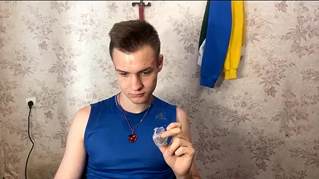 BigBabyMax élő XXX-chatje