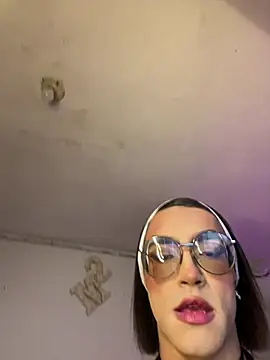 melissa_hot21のライブXXXチャット