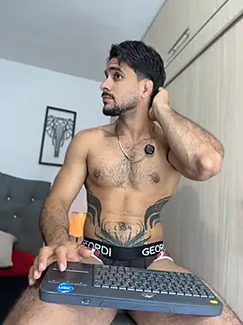Chat XXX en directo de Maximiliano_ford
