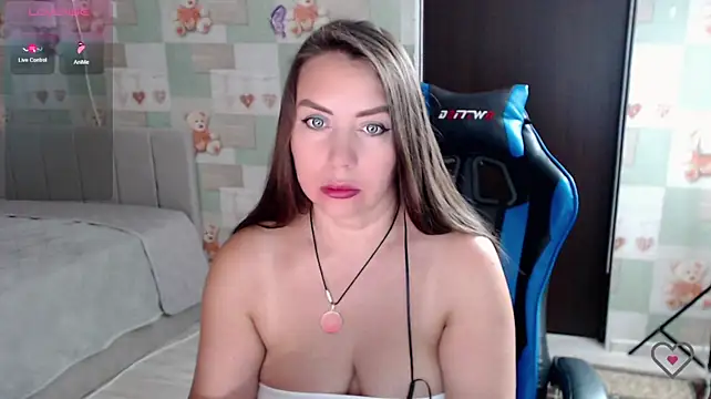Chatroom XXX en direct de Korolek12