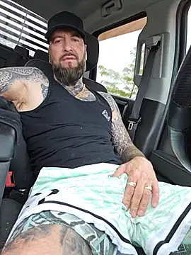 Beardedtattood's Webcam Show