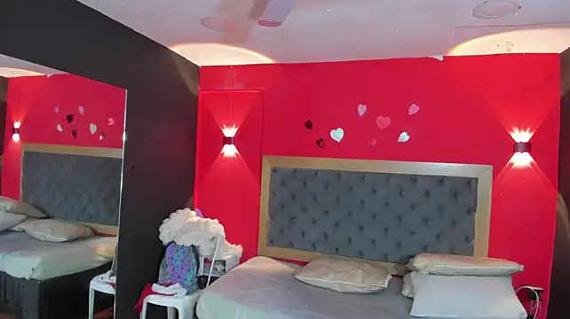 Chat XXX en directo de YayaHilton
