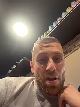 Johnytrain Chat XXX live