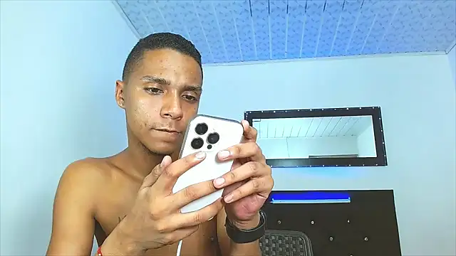 hotboyluxe's Live XXX Chat