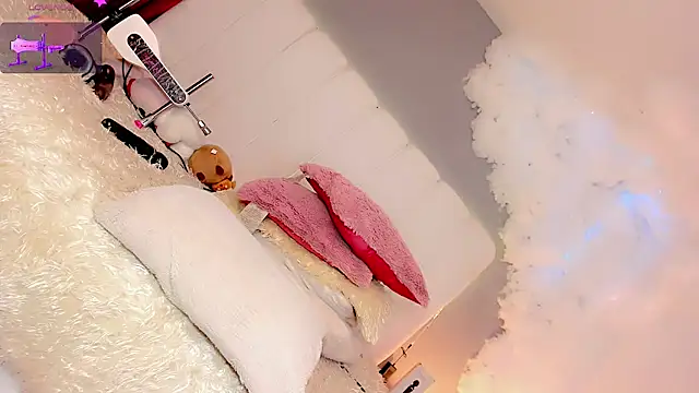 Ariia-janee Chat XXX in diretta