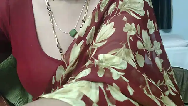 sunitha-3 লাইভ XXX চ্যাট