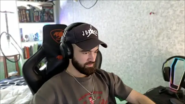 _Serious_Man Chat XXX live