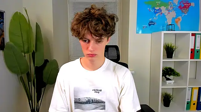 Chat XXX Live LukeSweet