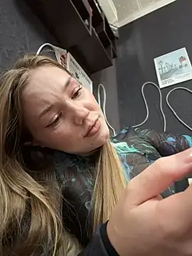 Chat XXX en directo de MilaMoone