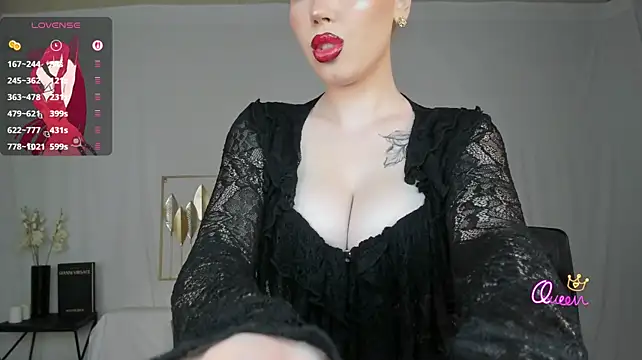 mistress_of_hearts XXX чат на живо
