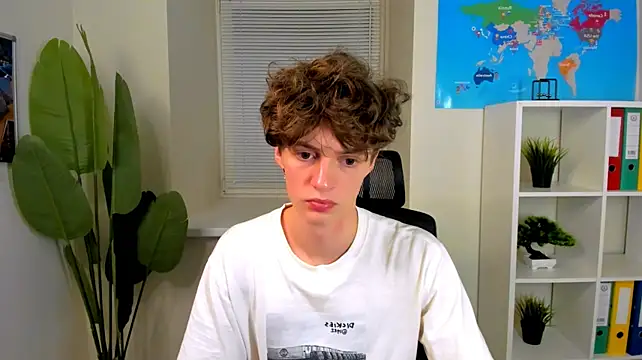 LukeSweet Live XXX-Chat