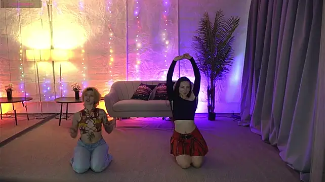 Chatroom XXX en direct de Nora054