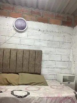 Chat XXX en directo de LUCIANA_FOX_TS