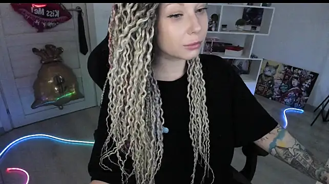 Chat XXX en directo de HoneySallyMoore
