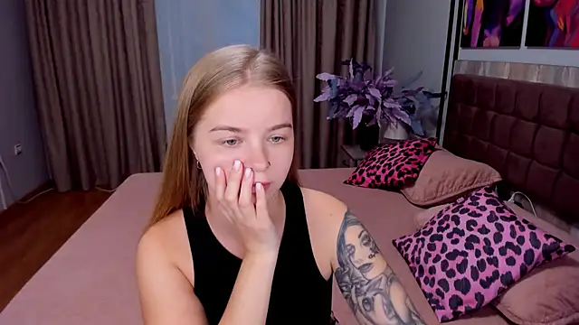 SirenaDoll – Naživo XXX chat