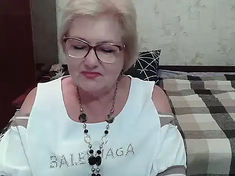Chatroom XXX en direct de Renata62011