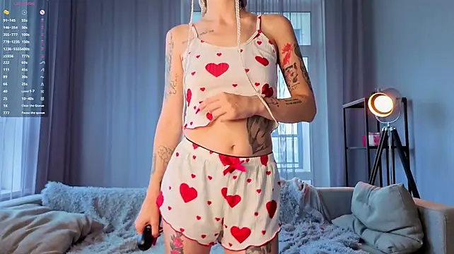 KeniaBibiloni – Naživo XXX chat