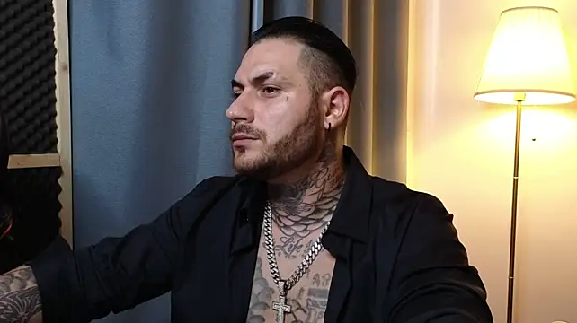 Chat XXX en directo de ReyPontiProd