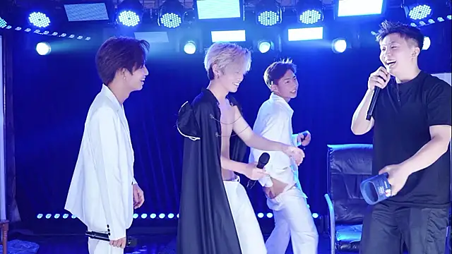 AOA-KOI02のライブXXXチャット