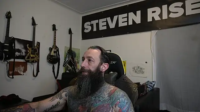 Czat XXX na żywo – StevenRiseNYC