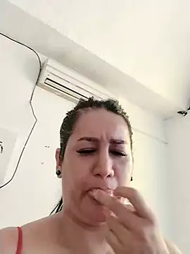keilymadam's Live XXX Chat