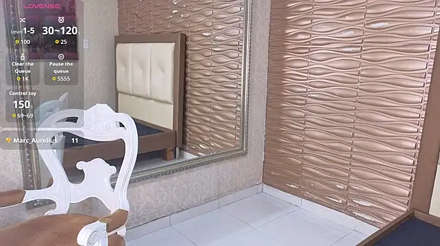 MiladiosaのライブXXXチャット