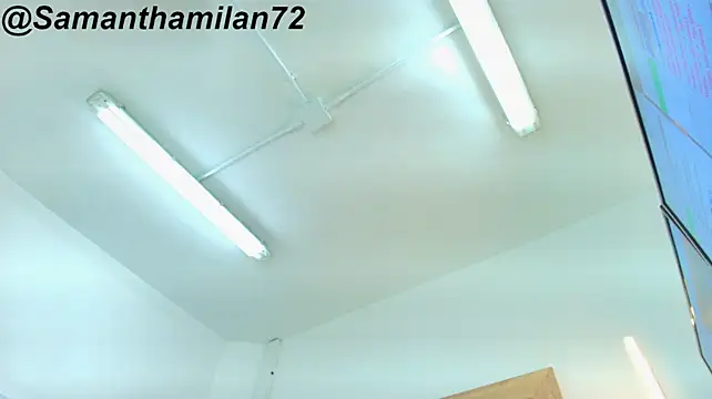 SamanthaMilann's Live XXX Chat