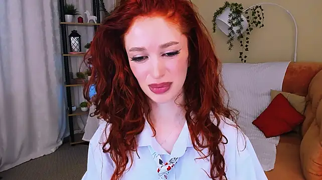 ChristinaConteeree: онлайн-секс-чат