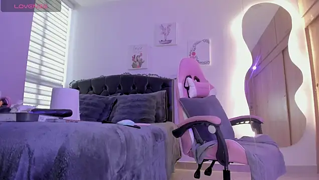 צ'אט XXX בשידור חי של Amaranthaa1