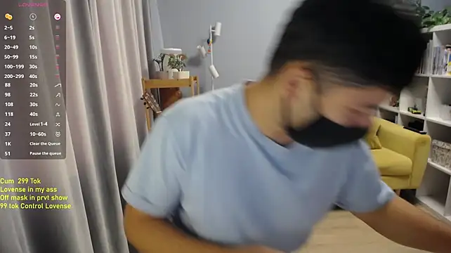 צ'אט XXX בשידור חי של Tomguys