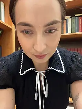 Holly_Play Live XXX-Chat
