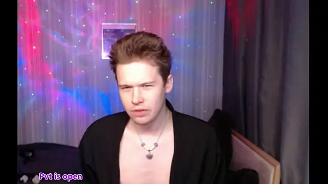 XXX chat uživo modela Sheldon_music