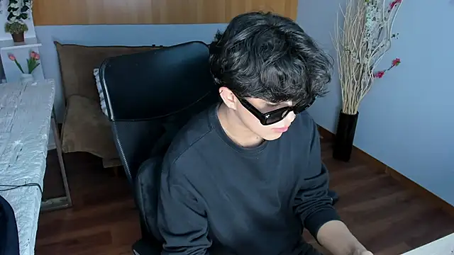 XXX chat uživo modela Danny_George