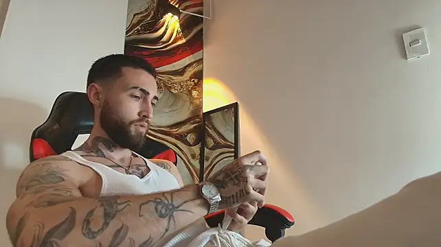 Luke_davis01のウェブカメラショー