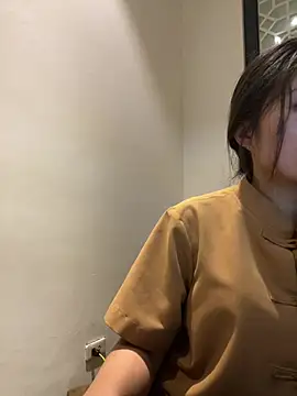 Bella_7777 网络视讯表演