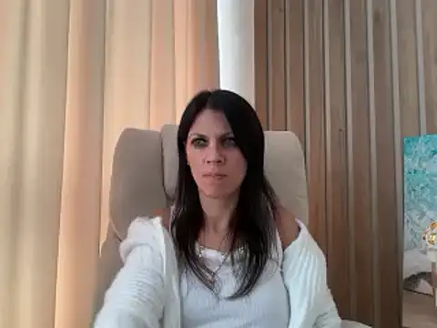 InjaAtHome's Live XXX Chat