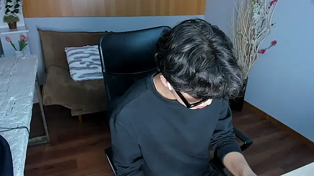 Онлайн чат XXX Danny_George